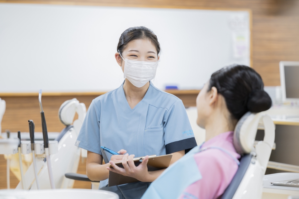 新宿医療専門学校